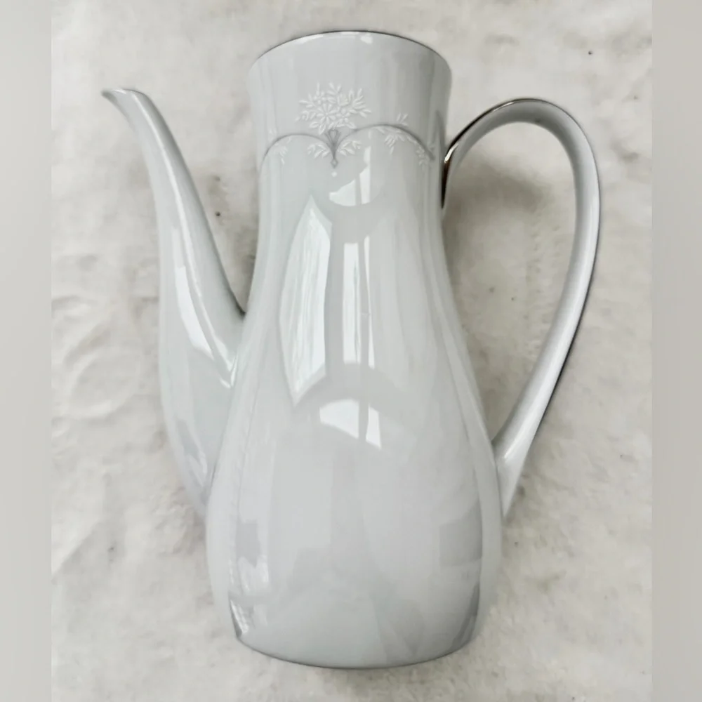 Noritake 6441 Whitebrook Coffee Pot and Lid Floral Bouquet Design EUC Platinum